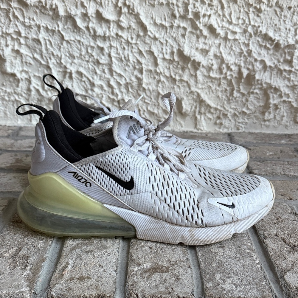 Nike Air Max 270